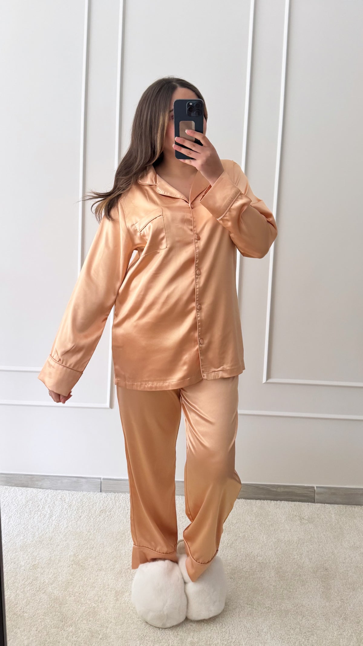Pyjama en satin pêche